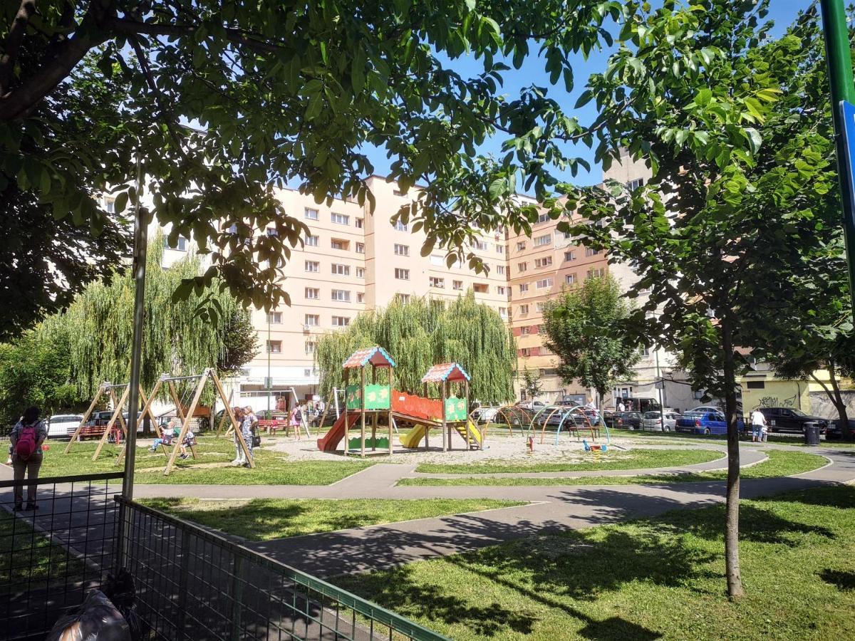 Mid-Term Rental Racadau Apartment Braşov Buitenkant foto