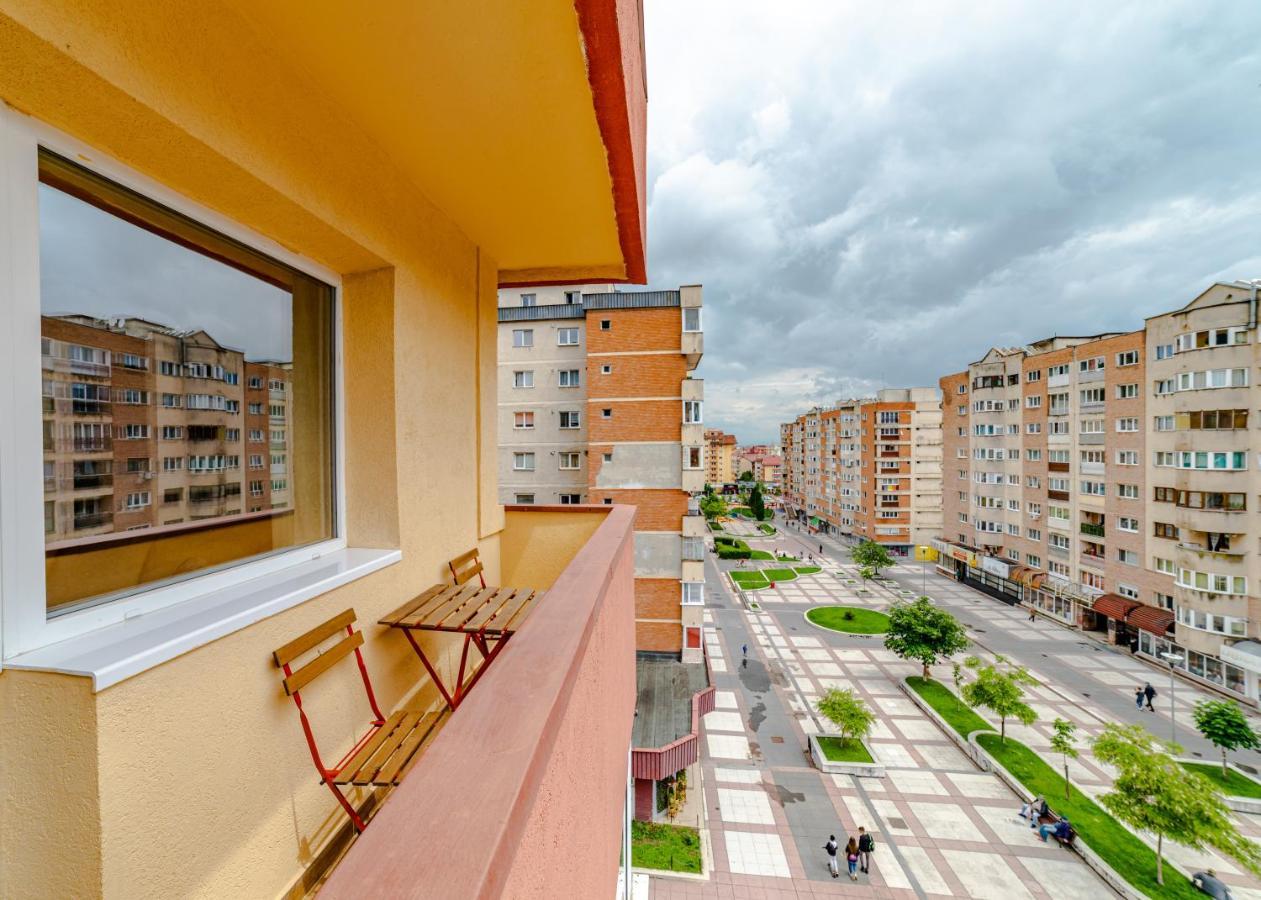 Mid-Term Rental Racadau Apartment Braşov Buitenkant foto