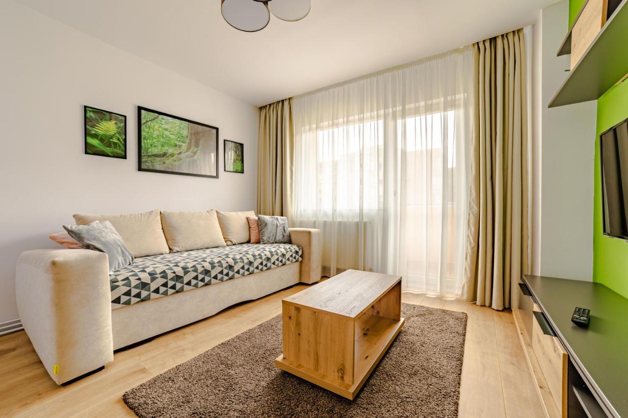 Mid-Term Rental Racadau Apartment Braşov Buitenkant foto