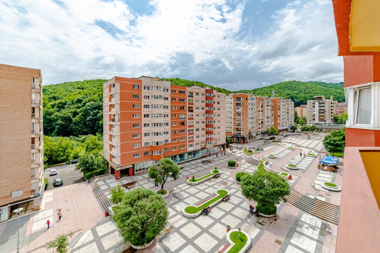 Mid-Term Rental Racadau Apartment Braşov Buitenkant foto