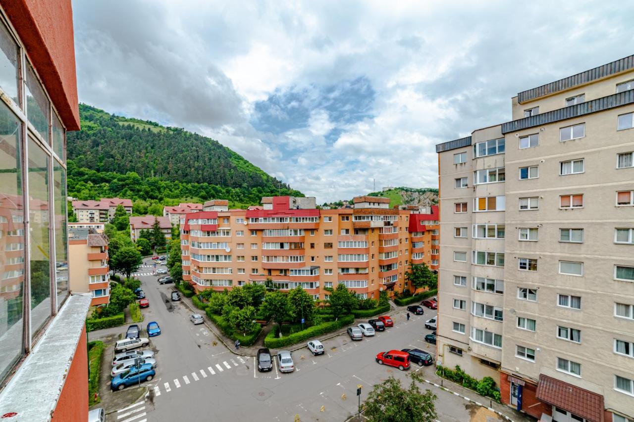 Mid-Term Rental Racadau Apartment Braşov Buitenkant foto
