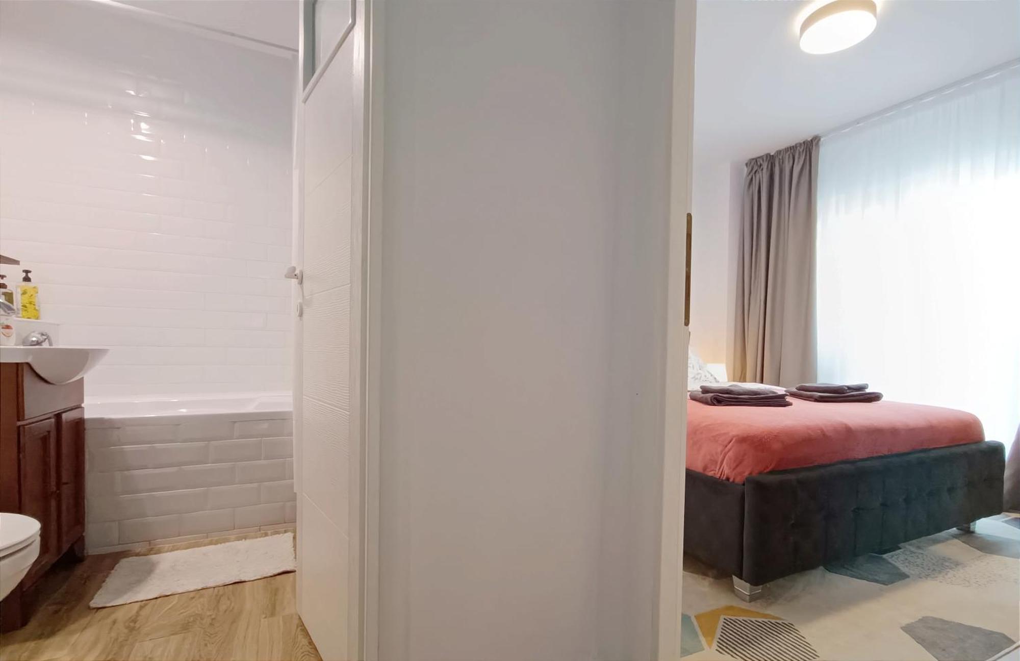 Mid-Term Rental Racadau Apartment Braşov Buitenkant foto